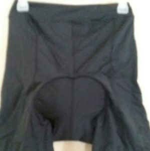 Cycling shorts